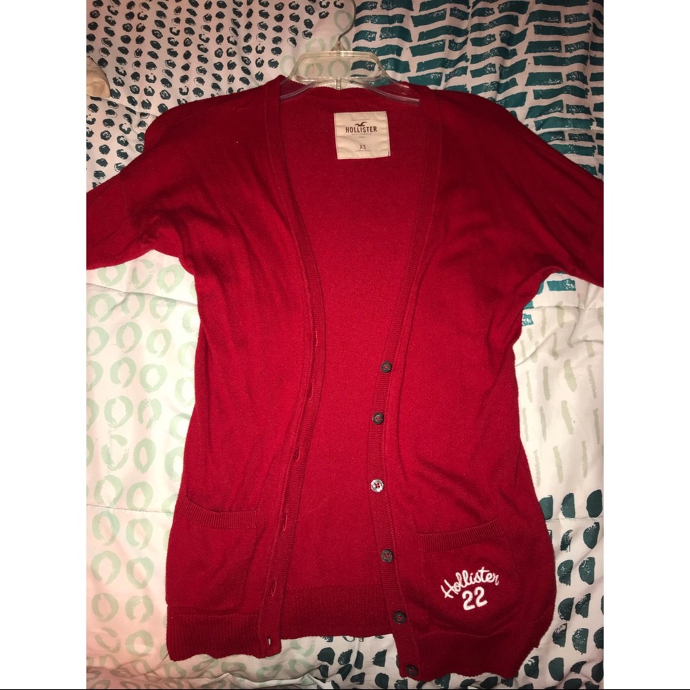 Hollister cardigan 😍